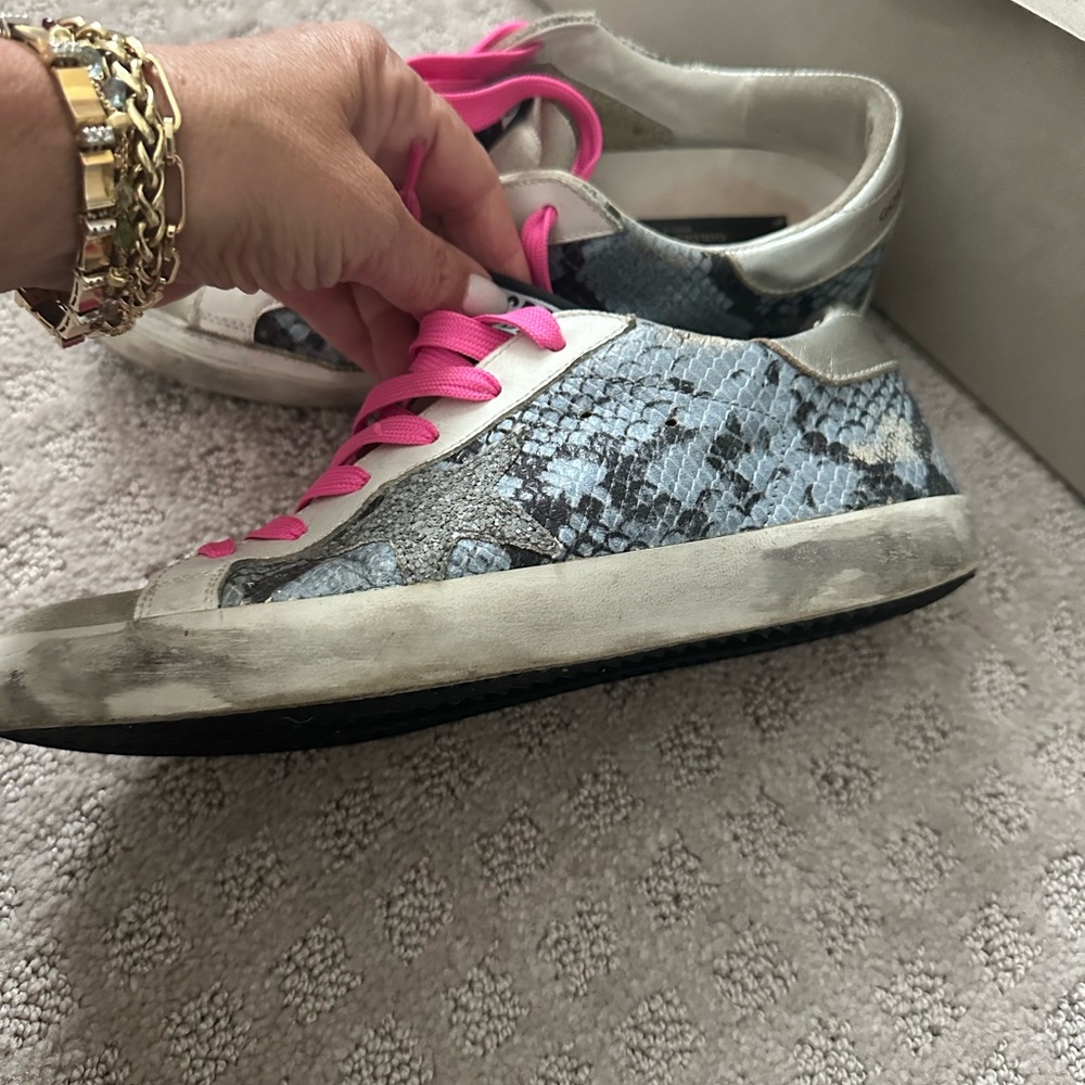 GOLDEN GOOSE - light blue python -size 38